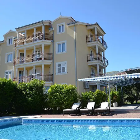 Mare-8 By Interhome Trogir
