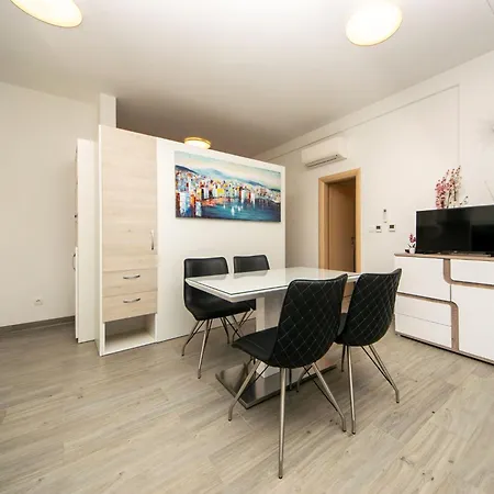Mare-8 By Interhome *